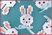 Sweet Easter bunny in hama beads and a small bow to give the final push.Find a f... #beads #bunny #easter #final #small #sweet