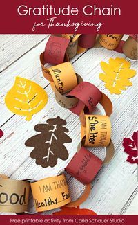 Perfect for after dinner! Make a gratitude chain for Thanksgiving using free printables from Carla Schauer Studio. #thanksgiving #printable #activity #gratitude #thankful #gratitudechain #fall #autumn