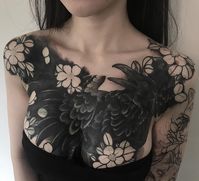 awesome blackout tattoo ideas for women © tattoo artist Max Rathbone ❤🌺🐦❤🌺🐦❤🌺🐦❤🌺🐦❤