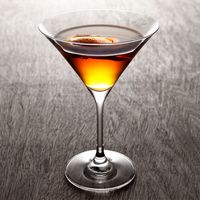 Jane Russell Cocktail 1.5 oz Russell’s Reserve Rye .5 oz Rittenhouse Rye .25 oz Carpano Antica Formula Vermouth .25 oz Grand Marnier .25 oz Bénédictine 1 dash Bittermens Xocolatl Mole Bitters Garnish: Orange twist Add all the ingredients to a mixing glass and fill with ice. Stir, and strain into a coupe or cocktail glass. Garnish with an orange twist.