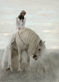 Dear friends.If you are a single cowboy and looking for soul mate. Just try google or bing~ equestrianlover.com .This is a single cowboys and cowgirls dating paradise, Best wish, you will find someone you like there