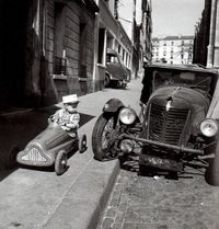 Robert Doisneau Bolides, Paris, 1956