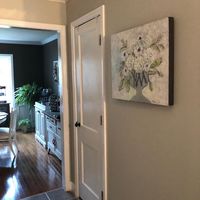 Marie Wheeler on Instagram: “Don’t forget to add art to your hallway. Just adding the right piece from kitchen to dining room completed the wall. “Romance” is an…”