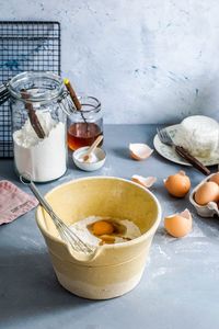 When it comes to baking, spending less doesn’t always mean skimping on the ingredients. #baking #savemoney #lovetobake #bake #eggs #budgetfood #bakingonabudget