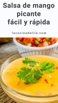 Hoy les traigo una receta de salsa de mango perfecta para acompañar carnes, mariscos y pescados. También resulta un acompañamiento ideal para unos tacos