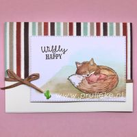 Hoewel er in het achtergrondpapier nog wat extra kleuren zitten, heb ik me voor de hoofdafbeelding strikt gehouden aan de kleuren van mijn kleurencombinatie. Ik vond het Gilded Autumn papier echter te mooi coördineren met de kleuren om het niet te gebruiken. De kleurencombinatie voor januari 2021 is: Soft Suede, Terracotta Tile, Petal Pink en Coastal Cabana. Hele mooie zachte kleuren. # prulleke #prullekekleurencombinatie #wildlyhappystampset #gildedautumndsp #stampinupdemonstratrice