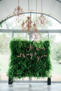 Just how much do you adore the "It was always you", script style laser-cut signage set against this living fern wall wedding backdrop?http://www.confettidaydreams.com/copper-metallic-and-blush-wedding-ideas/