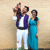 Aladdin, Princess Jasmine + Abu the monkey DIY family Halloween costume.