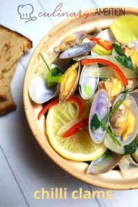 Freshly made chilli clams are simply delicious! The sweet flavours of briny clams pair effortlessly with the zing of spicy chilli. #clams #chilliclams #seafood #culinaryambition #culinaryinspiration #homecooking #seafoodlover #artofplating #chefathome #easyrecipes #quickrecipe #deliciousfood #thaifood