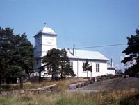 Haapasaaren kirkko. Kuva: MV/RHO 12712 Marja-Terttu Knapas 1976