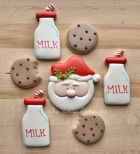 The Vintage Cookie Jar (Naomi) on Instagram: “Here Comes Santa Claus Cookie Decorating Class TONIGHT!!! . My last class of the year. Time just flew by! . See you all at 7pm! Don’t…”