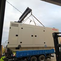 Instalación grupo electrógeno Agresa para SMP Automotive / Inelt. Grúa Marcel Soler. Installation d'un groupe électrogène Agresa pour SMP Automotive / Inelt. Grue Marcel Soler. Installation of Agresa generator set for SMP Automotive / Inelt. Marcel Soler Crane
