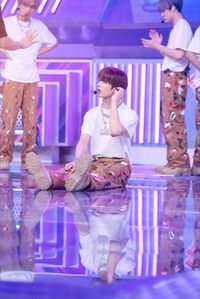 inkigayo pd note mission photo nct dream jisung (2) 🤎 https://m.programs.sbs.co.kr/enter/gayo/visualboard/54795?cmd=view&page=1&board_no=439602