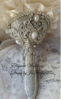 UNIQUE CUSTOM IVORY BRIDAL BROOCH BOUQUET, Ivory and Silver Brides Bouquet, Custom Brooch Bouquet, Wedding Bouquet, Bouquet, Silver Brooches - $499.00 (Full Price) - DEPOSIT IS $299.00 - BALANCE - $ 200.00 (Pictures sent for approval before balance is due)