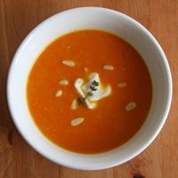 Detox Deliciously: Ginger-Carrot Soup