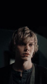 Tate Langdon lockscreens