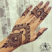 35 Beautiful and Easy Mehndi Designs For Eid You Must Try