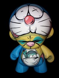 CUSTOM TOY by DHANI BARRAGAN - SPAIN. This Art oys belong to Original Collection Series: PARAPHRASING POP ART Number 1/2019 promoted by Art Toy Gama#doraemon Collective #arttoy Munnyworld 7" #Munny Blank Art Toy by #Kidrobot #arttoyculture #arttoyspain #designertoys #customtoys #artpainting #artcollector #contemporaryart #newcontemporaryart