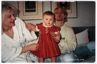 Kurt Cobain, Courtney Love & (baby!) Frances Cobain.
