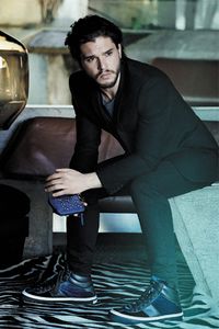 6 super sexy photos of Jon Snow looking FINE