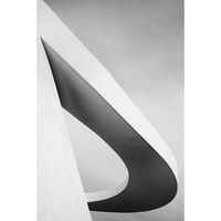 Sensual curves by #OscarNiemeyer in #Brasilia. #museunacional #museunacionalbrasilia #frenchfredfoto #LeicaMMonochrom #M246 #Leicacamera #modernism #modernisarchitecture #concrete #brutalism #concreto #modernismo #niemeyer #modernarchitecture #midcenturymodern #architecture