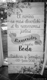 ¡Decorad vuestro "sí, quiero" con carteles y bonitas frases! #wedding #boda #bodasnet #decoración #decorationideas #decoration #inspiracion #inspiration #cartelesdeboda #cartelesindicadores #cartelesdebienvenida #decoracion