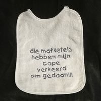 Deze slab is gemaakt met een aangeleverde tekst en dus uniek in zijn soort