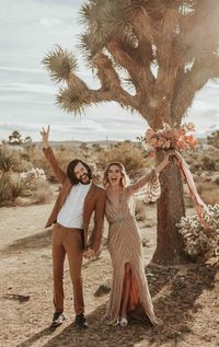 Diese Rose Gold Joshua Tree Hochzeit Inspiration ist wie ein Boho Glam Fever Dream - Hochzeit Stil