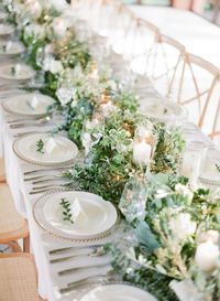 This wedding table is beautiful! So elegant!