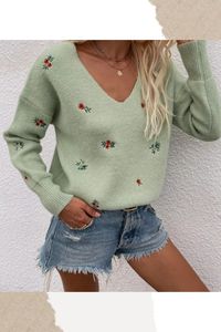 $54.99 & FREE SHIPPING! Order Today!
The Charm You Floral Knitted -Sweater is the perfect look for an autumn walk in the woods (and a snuggle by the fire afterwards)! Stretchy textured knit shapes this adorable sweater that has long sleeves with ribbed cuffs, lightly gathered shoulders, a v-neck, and vintage-inspired floral embroidery. Slightly cropped hem completes the look. Perfect Gift!