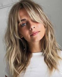 Le balayage californien, un coup de soleil dans vos cheveux