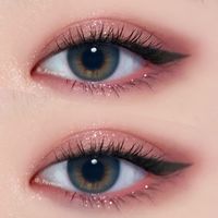 shimmery pink eye makeup w/ winged liner #eyeliner @_feverian