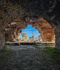 as we follow the intact #Aqueducts from Zica to the "Mistress of the Mediterranean", we find ourselves plunged into the.. Baths of Antoninus' foundations, captured by Eclectic Carthage - Today's #Tunisia - Refreshing Sunday!