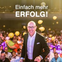 Auf dem „Einfach mehr ERFOLG!“ Event in Hannover am 28 und 29 November 2020 im Kuppelsaal kannst du dein Wissen auffrischen, neueste Erkenntnisse erfahren und dich für deine nächsten Schritte deiner persönlichen Entwicklung inspirieren lassen. Die zweitägige Veranstaltung ist prall gefüllt mit Erkenntnissen, Ideen und Methoden von Jörg Löhr, die deinen persönlichen Durchbruch ermöglichen. #erfolg #ziele #persönlichkeit #freiheit #träume #selbstverwirklichlung