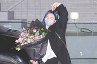 My Ode on Twitter: "210127 어벤걸스 퇴근 #여자친구 #GFRIEND #엄지 #UMJI #예오니 https://t.co/biXPFCuTOv (10 Pics)… "