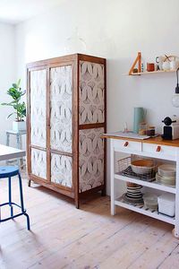 Relooker ses meubles avec du papier peint : 6 idées déco originales | Habitatpresto