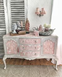 Here you go, full shot of my sideboard. 🤗