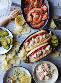 Classic creamy plump shrimp filling in a toasted buttered bun with coleslaw and tomatoes. Just add chips and pickles!