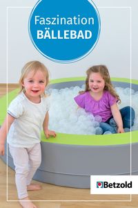 Sich einfach fallen lassen. Fühlen, drücken, werfen. Beim Spielen im Bällebad können Kinder sich auspowern oder entspannen. Tastsinn und die koordinativen Fähigkeiten werden spielerisch gefördert. Entscheide dich für das Bällebad, das perfekt in euren Raum passt - von kompakt bis geräumig für mehrere Kinder. Jetzt anschauen >