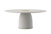 Стол Dione, диз. П. Кастелли, колл. Inspiration, Paolo Castelli. Основание: керамика. Столешница: мрамор.