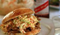 pulled pork opskrift samt dressing og barbecuesauce