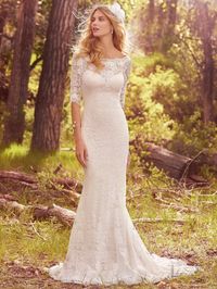 A comfortable modest wedding dress with movability for when you're on that dance floor! 💃 #MaggieSottero #comfyweddingdress #lightweightweddingdress