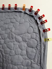 Facing a quilt with rounded corners