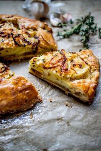 Potato Asiago & Caramelized Onion Galette #sidedishes #potato