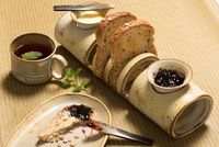 Chef à Porter lança kit para o dia das Mães Para tirar a sua mãe da cozinha sem ter que encarar as filas dos restaurantes no próximo domingo, a dica é levar a comida do chef para casa. O chef Gusta…