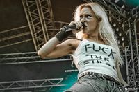 Angela Gossow - Arch Enemy - Tough
