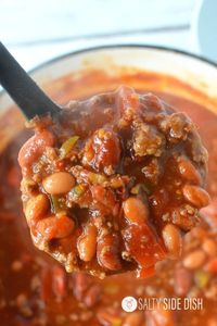 Wendy's Copycat Chili Recipe | Easy Chili Recipe that everyone will love. BEST copycat recipe without going to Wendy's #copycatchili #wendys #copycatrecipe #recipe #soup #stew #chili #winterstew #wintersoups