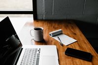 What is Best for your Business: Chatbots vs. Virtual Agents?