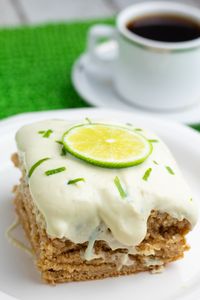 I love the fresh taste of lemon and lime! It's just something about the sweet and tangy explosion of flavor. This vegan lime cake recipe is a delicious balance between sweet and tart.