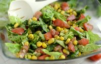 Sałatka grillowa z dressingiem pietruszkowym